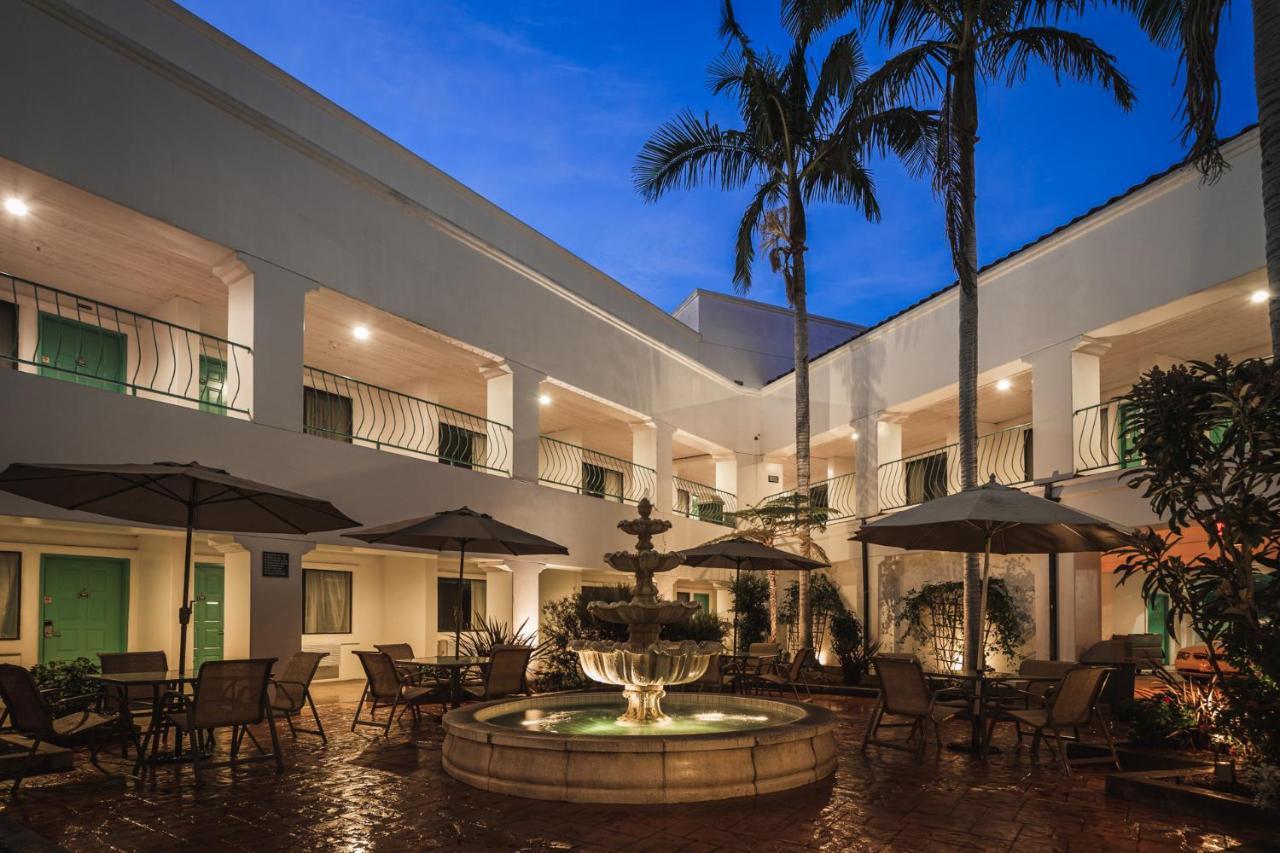 Casablanca Inn San Clemente Exteriör bild